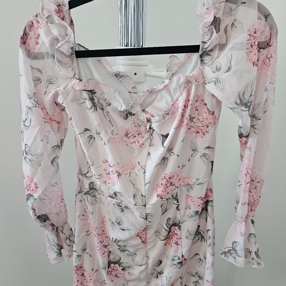 Last Chance! Sheer Floral Summer Mini Dress - Picture 4 of 5